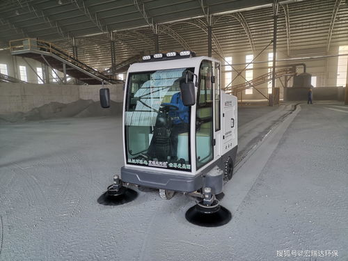 電動掃地車與粘塵布 不一樣的高效清潔組合